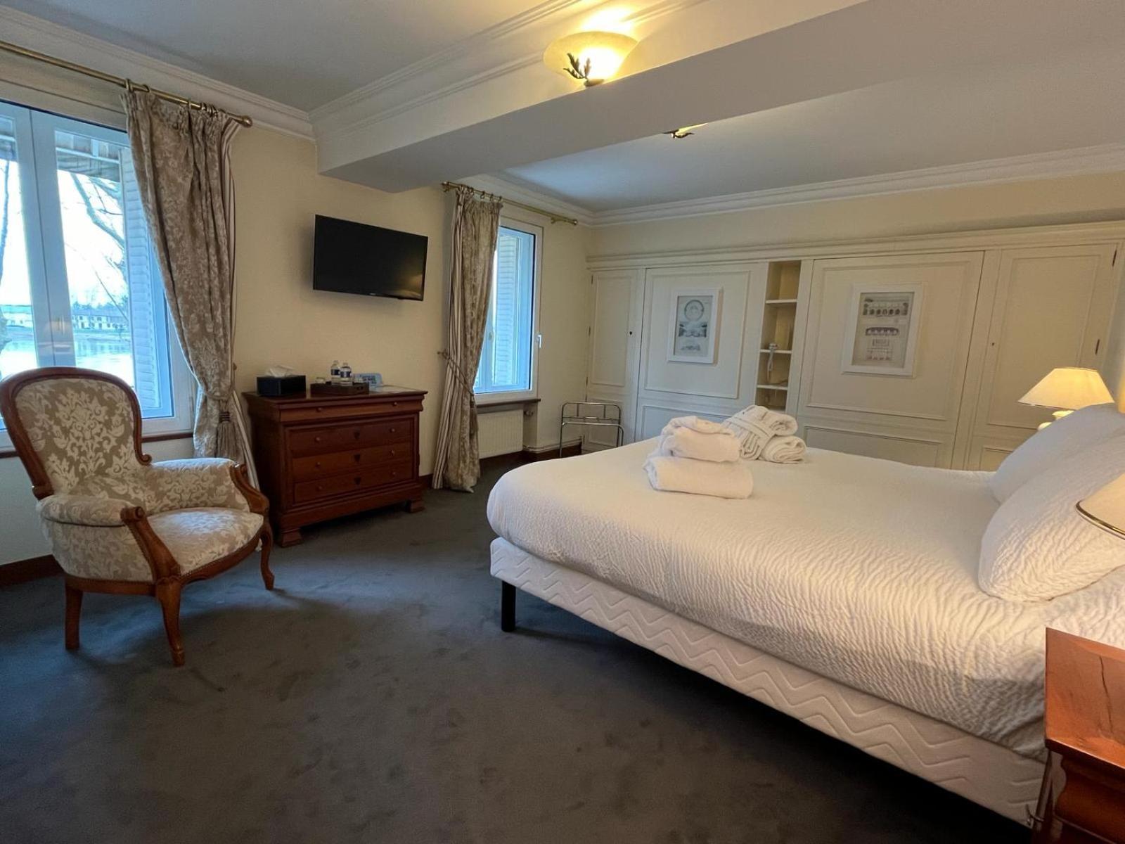 Logis Hotel Le Rivage Gien Kültér fotó