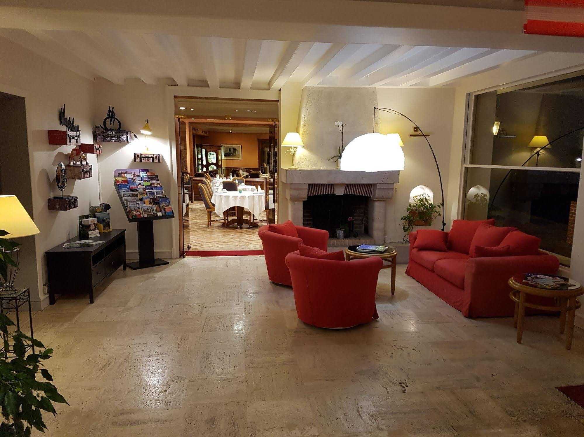 Logis Hotel Le Rivage Gien Kültér fotó